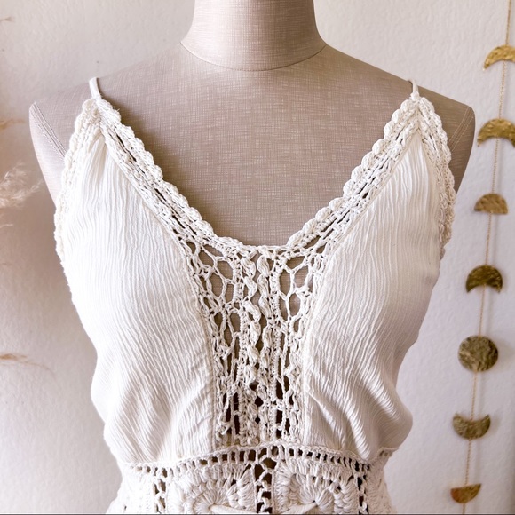 AMERICAN EAGLE Cream Crochet Bohemian Romper - Picture 4 of 16